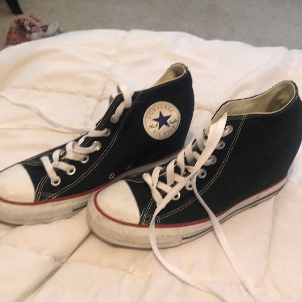 Converse all stars with a slight wedge